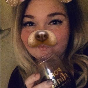 Meet your Posher, Therese